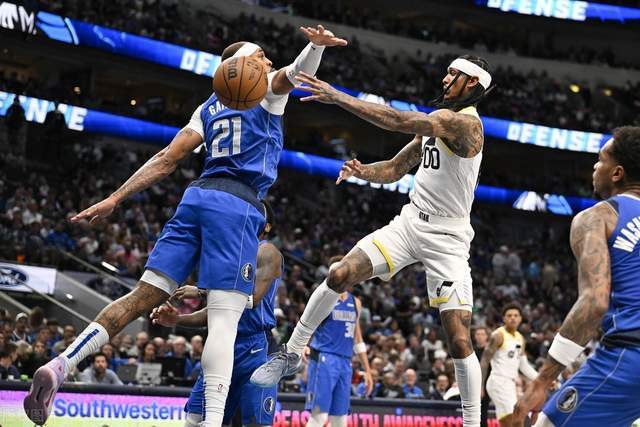 王哲林糟糕表现惹怒全国球迷 被骂上热搜第一